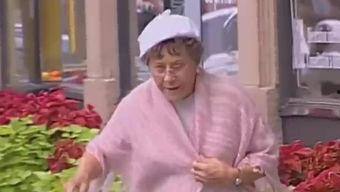 胖老太太牲交视频,网络传播的牲交视频事件引发社会关注